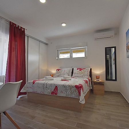 Borna & Roko Apartments Free Parking Задар Экстерьер фото
